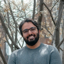 Portrait of Dean Hathout, CPO & Co-Founder